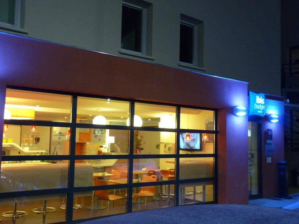 蒙托邦宜必思快捷酒店 外观 照片